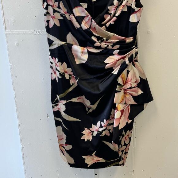 Maggy London Petite Floral Black Dress with Pink Accents Keyhole Mini 14P - Picture 4 of 13